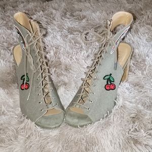 Sage color size 10 4 inch heels